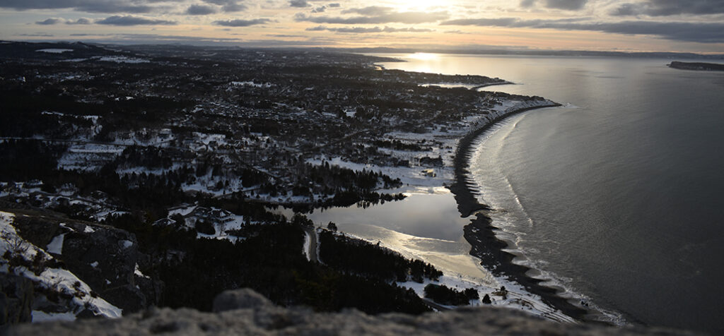 Topsail Bluff is a popular walking destination. Located on the cliffs above topsail beach it gives a view of C.B.S.